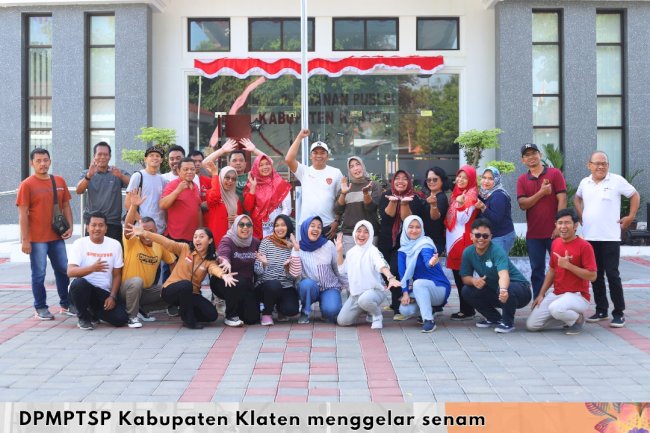 DPMPTSP Kabupaten Klaten menggelar Senam Berasama